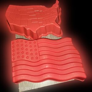 Vintage American Flag and map Jello Molds